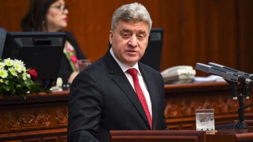 Αρνείται ο πρόεδρος της πΓΔΜ να υπογράψει το νέο Σύνταγμα