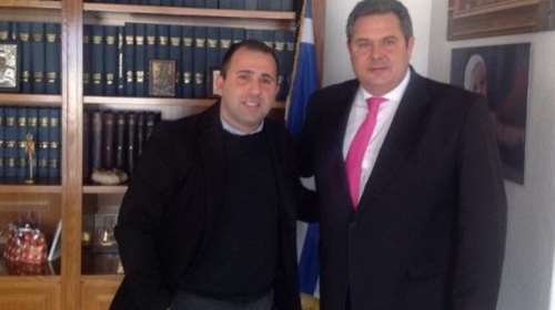 Στενός συνεργάτης Καμμένου παραιτήθηκε από το ΥΕΘΑ