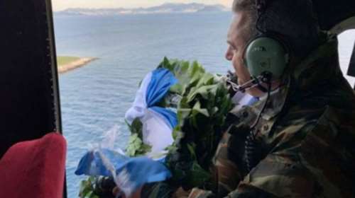 Η &quot;τελική πράξη&quot; του Καμμένου από τα Ίμια (φωτό &amp; βίντεο)