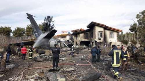 Συντριβή αεροσκάφους στο Ιράν, 15 νεκροί - ένας επιζών