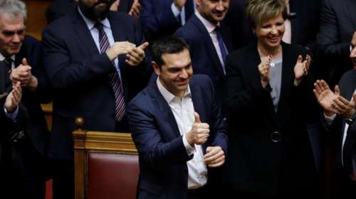 Σκοπιανά ΜΜΕ: Δευτέρα ή Τρίτη στην ελληνική Βουλή η συμφωνία