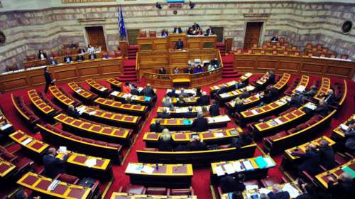 Η Συμφωνία των Πρεσπών συνεχίζει να ταράζει τα &quot;πολιτικά νερά&quot;