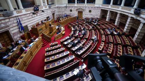 FT: Θετικό βήμα για την Ευρώπη η λύση στο &quot;Μακεδονικό&quot;