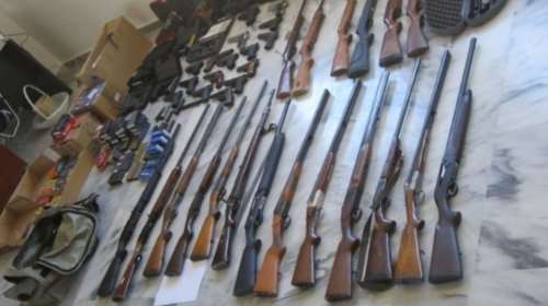 Χανιά: Όπλα, εμπρησμοί και αντιστασιακοί παππούδες - Ξεκίνησε η δίκη