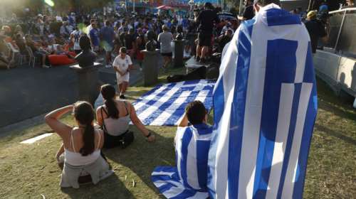 Ύβριστικό σύνθημα κατά του Ναδάλ από Έλληνες οπαδούς