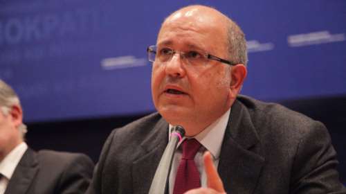 Ξυδάκης: Ευνοϊκό περιβάλλον για μια έξοδο στις αγορές