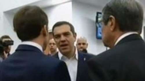 Τσίπρας σε πηγαδάκι: Ακροδεξιοί &amp; λαϊκιστές&quot; όσοι ήταν στις διαδηλώσεις
