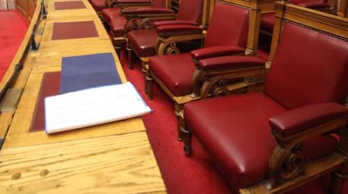 Τη Δευτέρα στη Βουλή το πρωτόκολλο ένταξης της ΠΓΔΜ στο ΝΑΤΟ