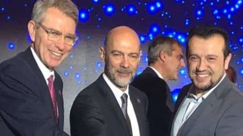 Νίκος Παππάς και αμερικανός πρέσβης έκοψαν τη βασιλόπιτα