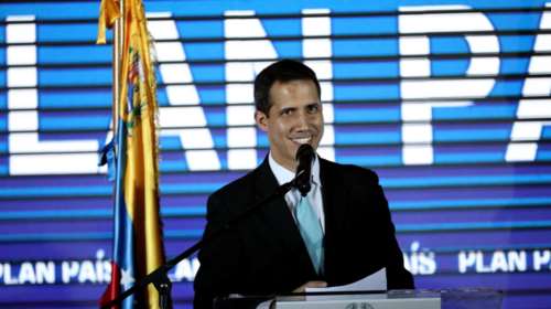 Διαδηλώσεις στη Βενεζουέλα κατά Μαδούρο και υπέρ Γκουαϊδό