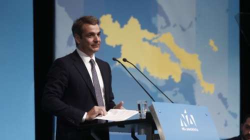 Μητσοτάκης: Παραπαίουσα κυβέρνηση, βουλευτές σε τιμές ευκαιρίας