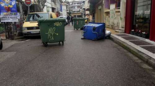 Επίθεση σε άνδρα έξω από σύνδεσμο φιλάθλων στο Περιστέρι