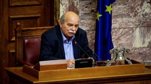Βούτσης: Δεν υπάρχει σενάριο για εκλογές πριν από τον Μάιο