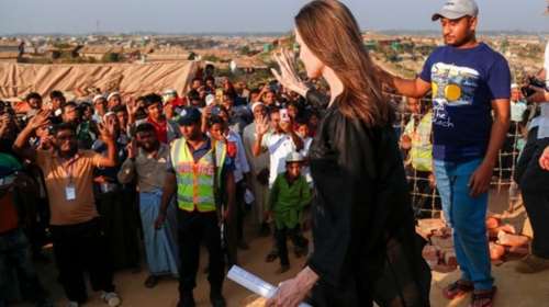 Η Αντζελίνα Τζολί στους προσφυγικούς καταυλισμούς των Ροχίνγκια