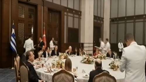 Μπουζούκι και λαχανοντολμάδες στο δείπνο Τσίπρα - Ερντογάν