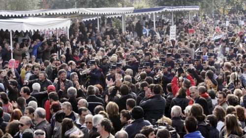 ΣΕΒ: Επτά στους δέκα Έλληνες συμμετέχουν στα κοινά