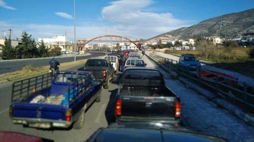 Βόλος: Πορεία αγροτών στο κέντρο της πόλης - Βίντεο