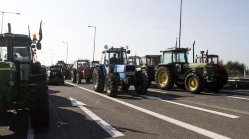 Σε αναμονή επικοινωνίας των αγροτών με τον Στ. Αραχωβίτη