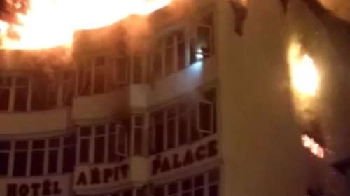 Στους 17 οι νεκροί από φωτιά σε ξενοδοχείο στην Ινδία