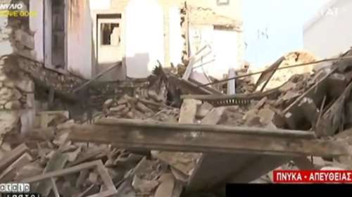 Κατέρρευσε άλλο ένα ακατοίκητο σπίτι, αυτή τη φορά στην Πνύκα