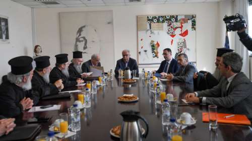 Αυτό είναι το σχέδιο της κυβέρνησης για τη μισθοδοσία των ιερέων