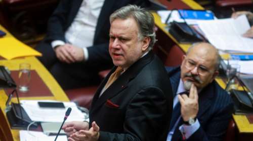 Τα &quot;μαζεύουν&quot; στον ΣΥΡΙΖΑ για το άρθρο 32 μετά τις αντιδράσεις