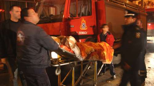 Ένας τραυματίας από φωτιά στην Καλλιθέα Αττικής