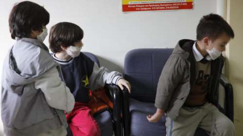 ΚΕΕΛΠΝΟ: Τα παιδιά να μην πηγαίνουν σχολείο με γρίπη