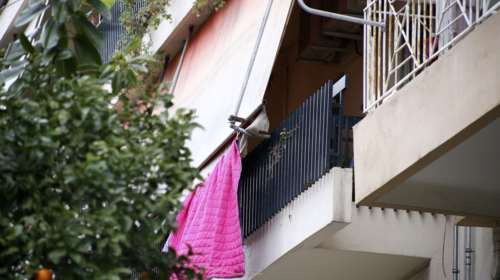 Πειραιάς: H συγκάτοικος ομολόγησε την δολοφονία του 79χρονου