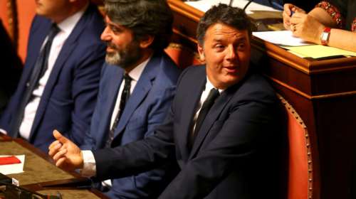 Σάλος στην Ιταλία: Σε κατ΄οίκον περιορισμό οι γονείς του Ματέο Ρέντσι