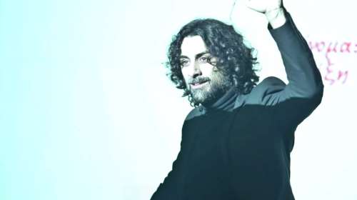 O Κώστας Γάκης στο TOC: ύμνος στις γυναίκες με ένα καθηλωτικό έργο