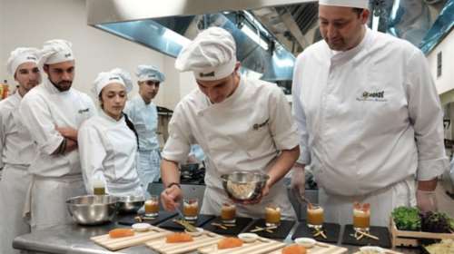 Ένα καλό γαστρονομικό μενού για τον πλανήτη; Σεφ σηκώνουν τα μανίκια