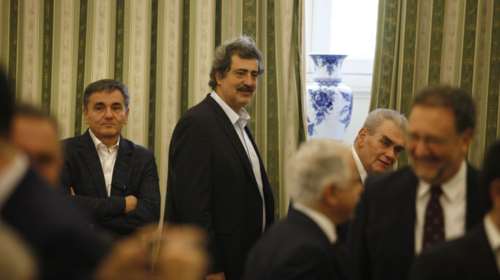 Ο Πολάκης, ο Τσακαλώτος και τα δύο πρόσωπα της κυβέρνησης