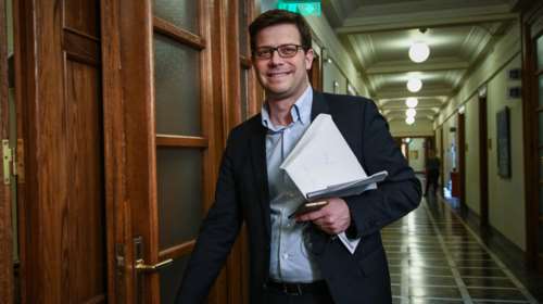 Τόλκας υπέρ προοδευτικού πόλου με πυρήνα τον ΣΥΡΙΖΑ