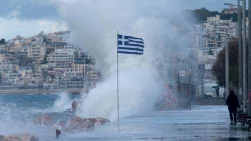 Προβλήματα σε όλη τη χώρα από την επέλαση της «Ωκεανίδας»