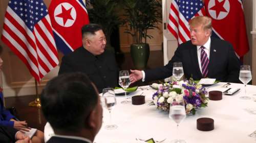 Συνάντηση Τραμπ-Κιμ: Η γλώσσα του σώματος-Τι λένε οι ειδικοί