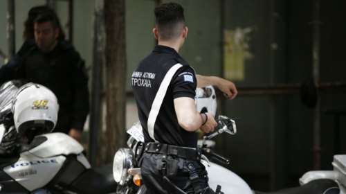 Πυροβολισμοί σε ληστεία σε κατάστημα κινητής τηλεφωνίας