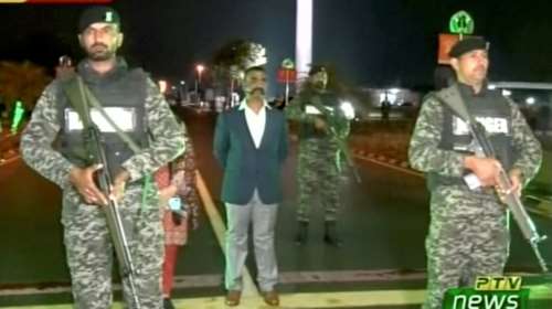 Η στιγμή της απελευθέρωσης του Ινδού πιλότου