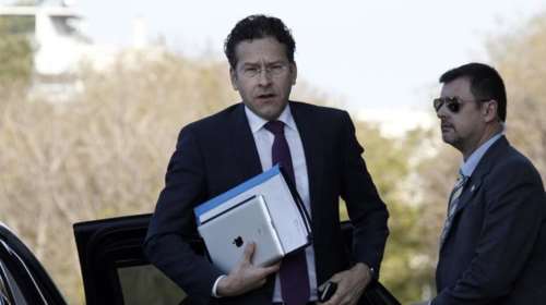 Ντάισελμπλουμ: Πρόβλημα με το χρέος αν μειωθούν τα πλεονάσματα