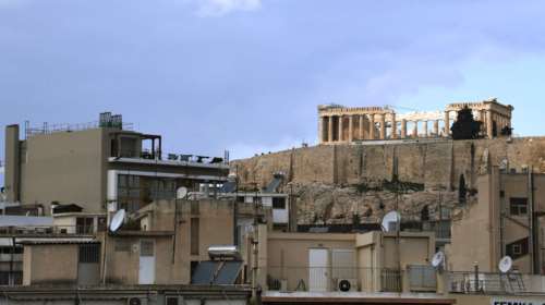 Αναστέλλονται οι οικοδομικές άδειες νότια της Ακρόπολης