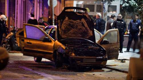 Οι μολότοφ του Σαββατοκύριακου άναψαν φωτιές στα κόμματα