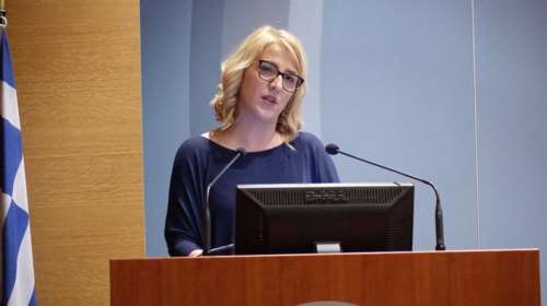 Δούρου: &quot;Ο Μητσοτάκης έχει διανύσει χιλιόμετρα πολιτικής τυμβωρυχίας&quot;