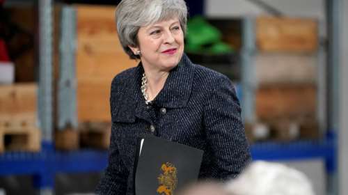 Δεύτερη ευκαιρία ζητάει η Μέι για να προχωρήσει το Brexit