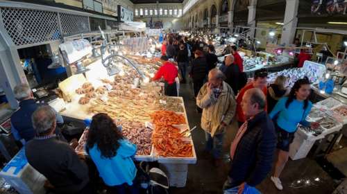 Το ωράριο σε Βαρβάκειο και Ρέντη για τα Σαρακοστιανά
