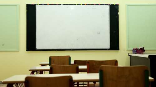 Παρέμβαση εισαγγελέα για την &quot;αποχή&quot; από τα μαθήματα στη Σάμο