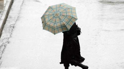 Τοπικές βροχές και θερμοκρασία ως 16 βαθμούς