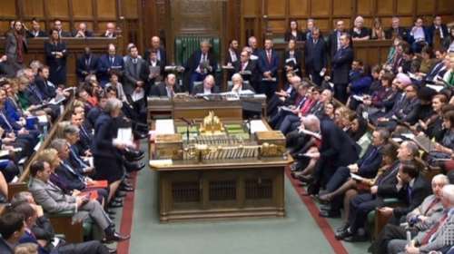 Bρετανία: Τέσσερα σενάρια σε 15 ημέρες για το Brexit