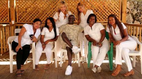 Survivor: Ο Πάτρικ Ογκουνσότο ξεσηκώνει τον Άγιο Δομίνικο