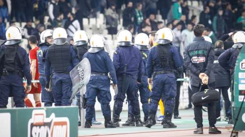 Νέα εισβολή οπαδών στο ντέρμπι Παναθηναϊκός-Ολυμπιακός