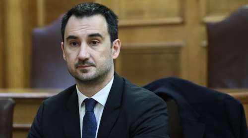 Πυρά αντιπολίτευσης σε Χαρίτση για εκλογικές τροπολογίες